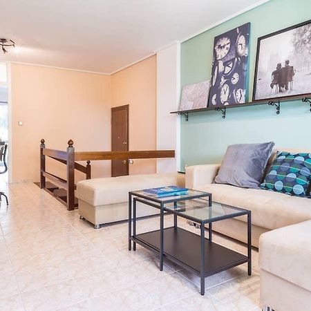 Sunny Apartment With 2 Bedrooms And Garden 글리파다 외부 사진