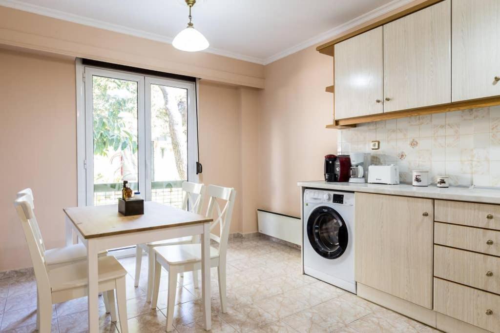 Sunny Apartment With 2 Bedrooms And Garden 글리파다 외부 사진